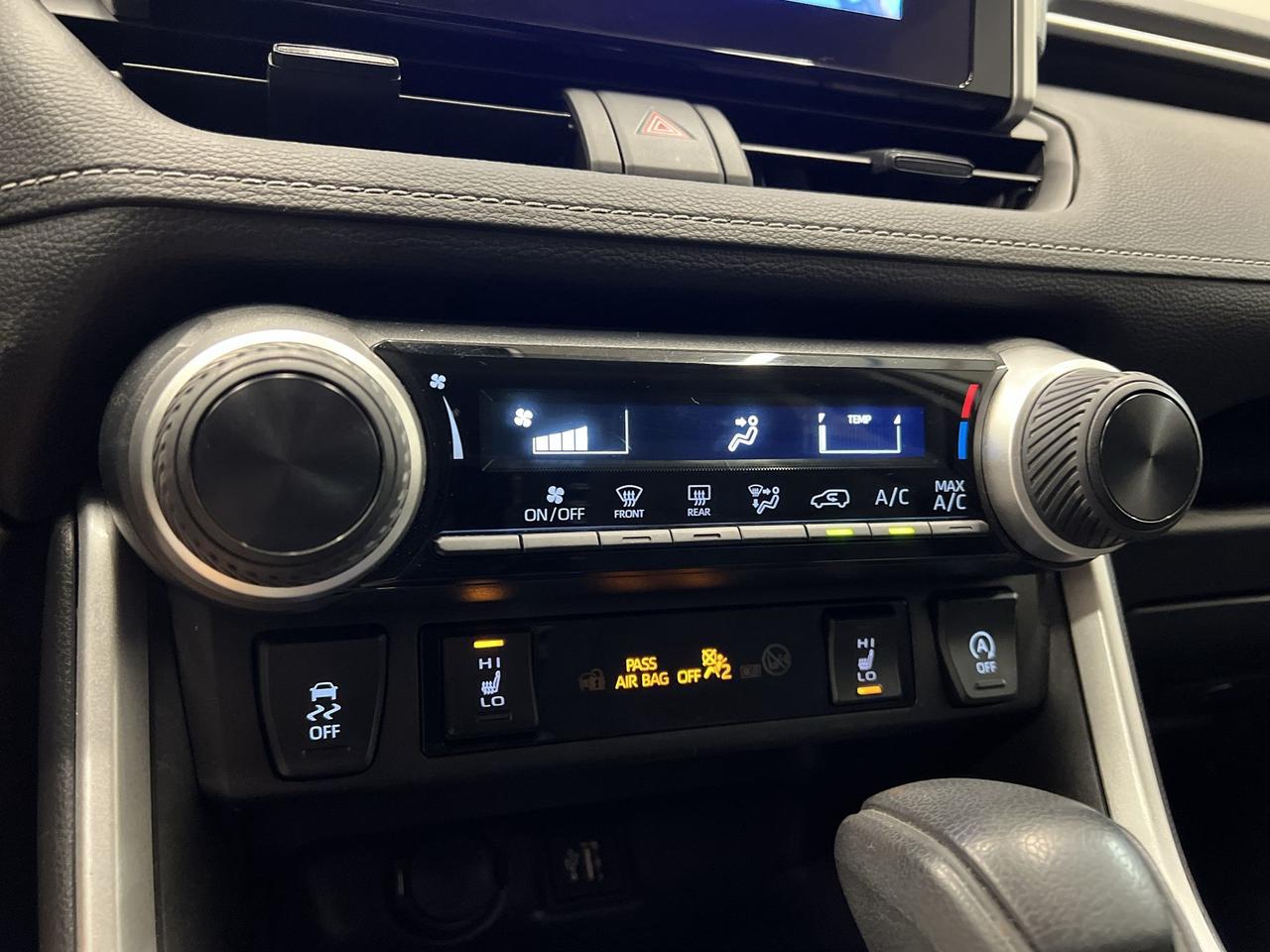 2023 Toyota RAV4 AWD | HTD SEATS | CARPLAY| A/C | REAR CAM Photo