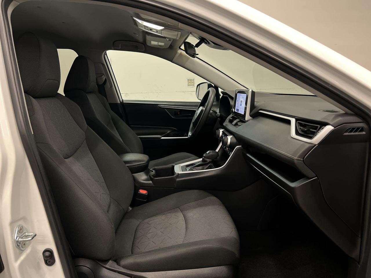 2023 Toyota RAV4 AWD | HTD SEATS | CARPLAY| A/C | REAR CAM Photo