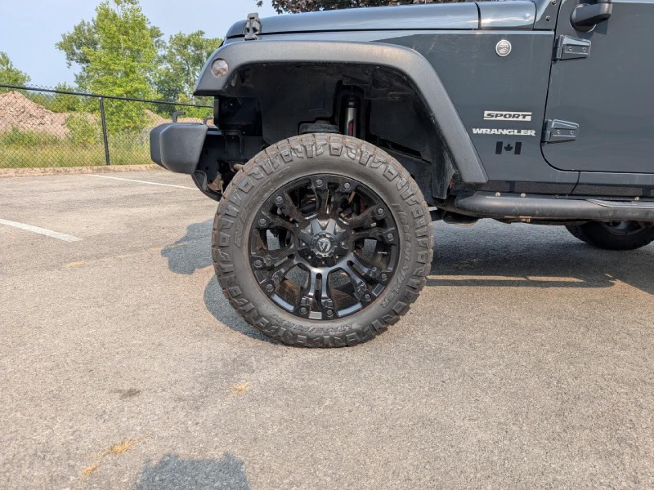 2017 Jeep Wrangler Sport  **VERY LOW MILEAGE** Photo