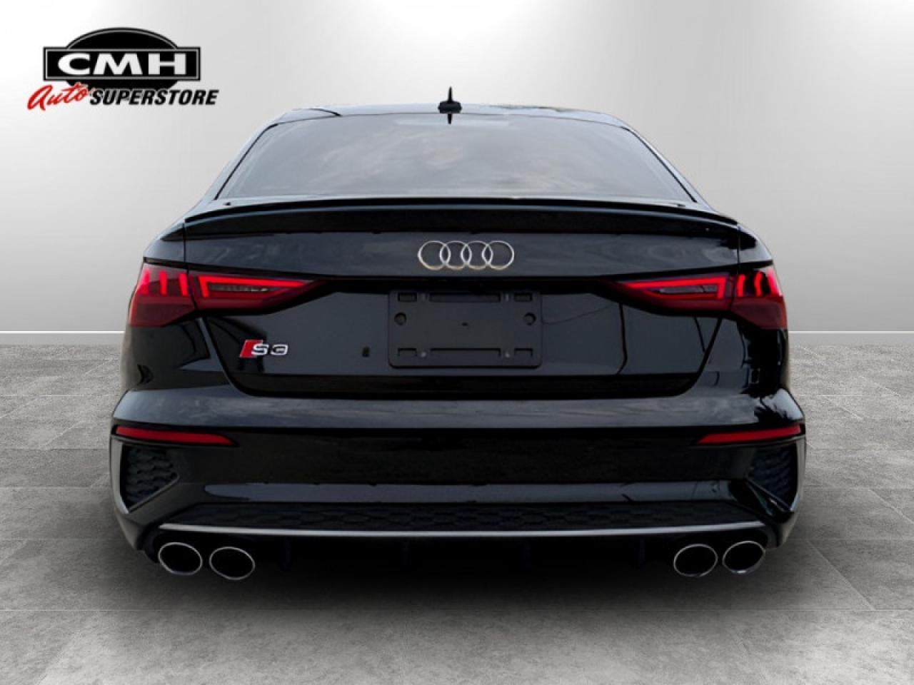 2022 Audi S3 Sedan 2.0 Komfort  **LOW KMS - SUNROOF** Photo3