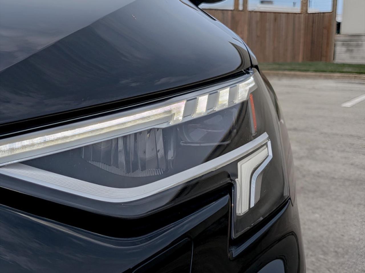 2022 Audi S3 Sedan 2.0 Komfort  **LOW KMS - SUNROOF** Photo