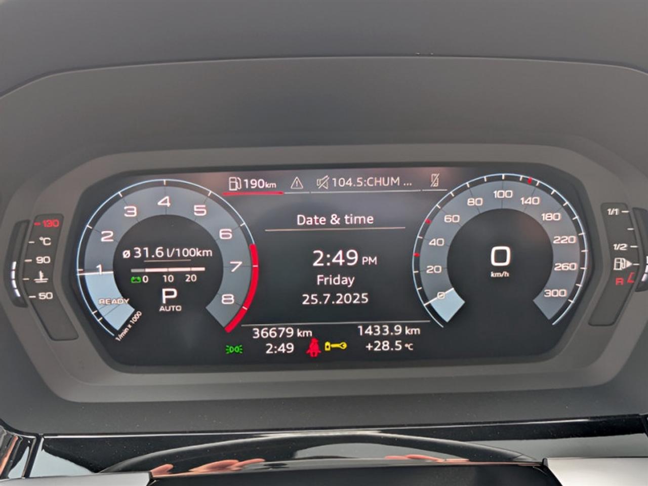 2022 Audi S3 Sedan 2.0 Komfort  **LOW KMS - SUNROOF** Photo