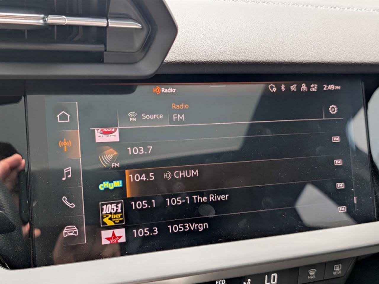 2022 Audi S3 Sedan 2.0 Komfort  **LOW KMS - SUNROOF** Photo