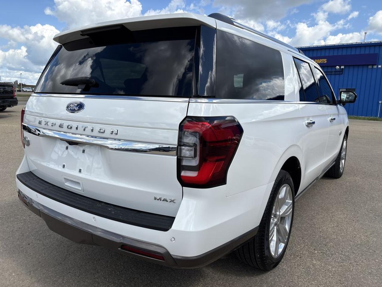 2024 Ford Expedition King Ranch Max Photo5