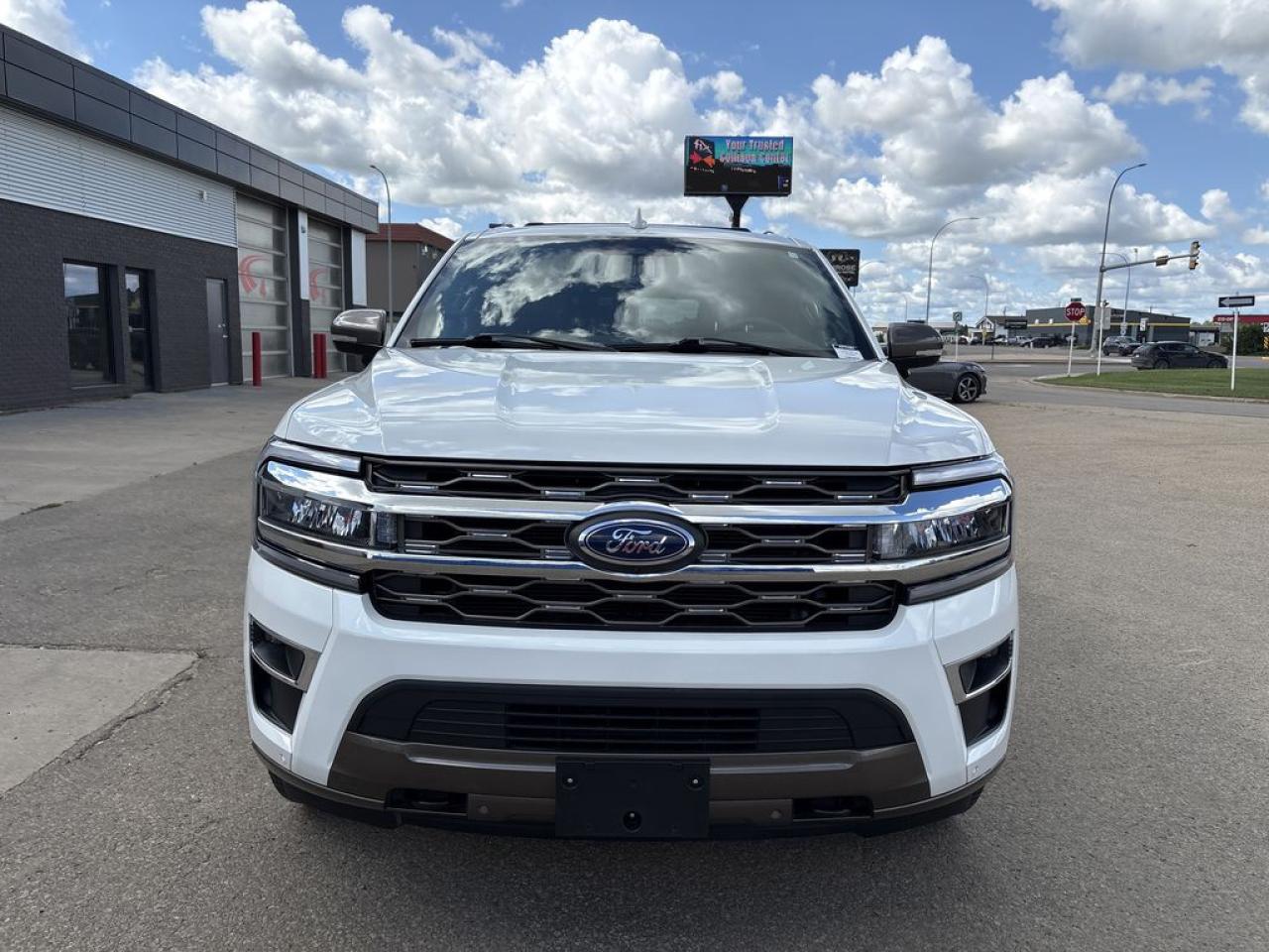 2024 Ford Expedition King Ranch Max Photo5