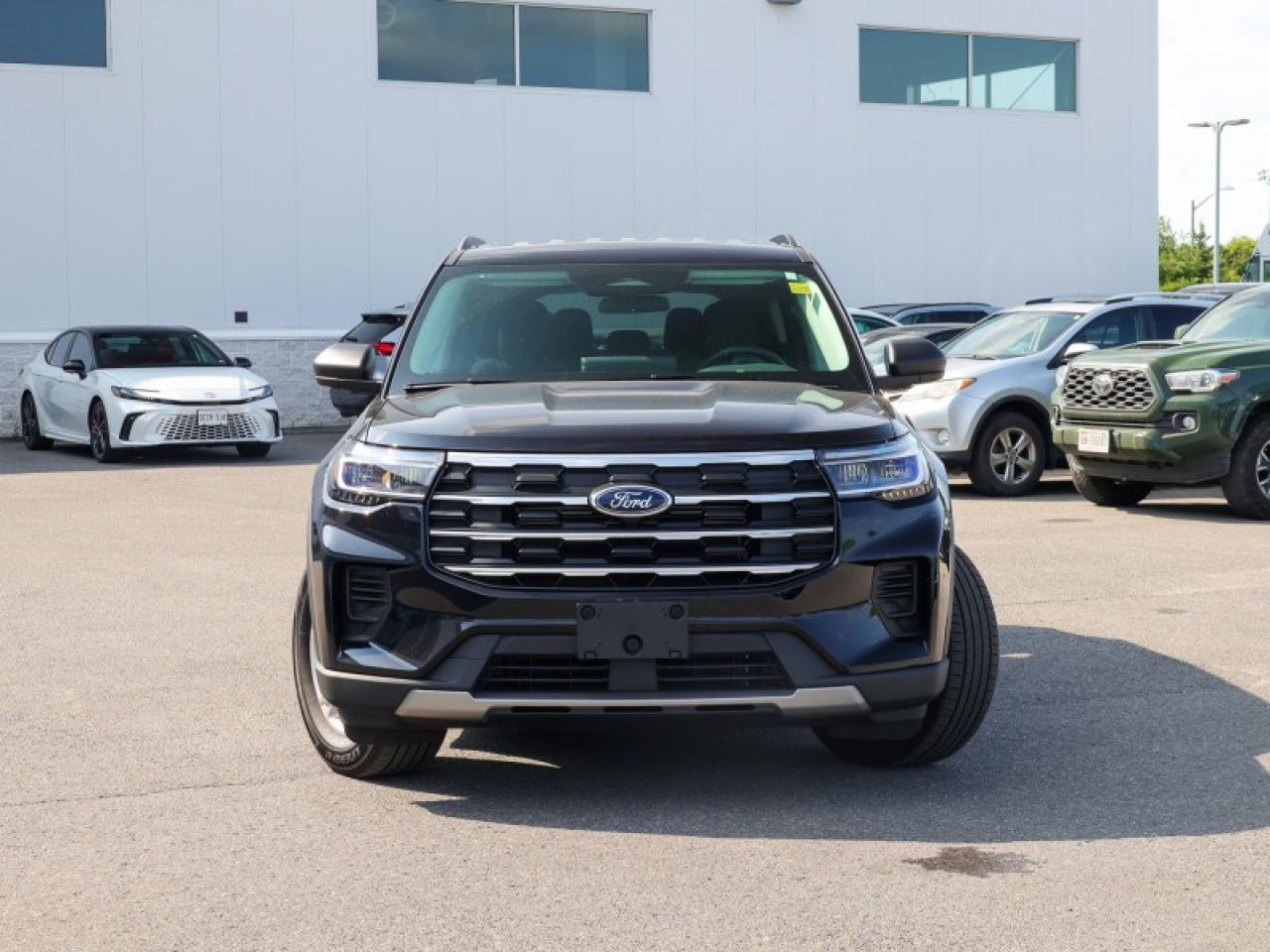 2025 Ford Explorer Active  - Heated Seats - $327 B/W Photo4