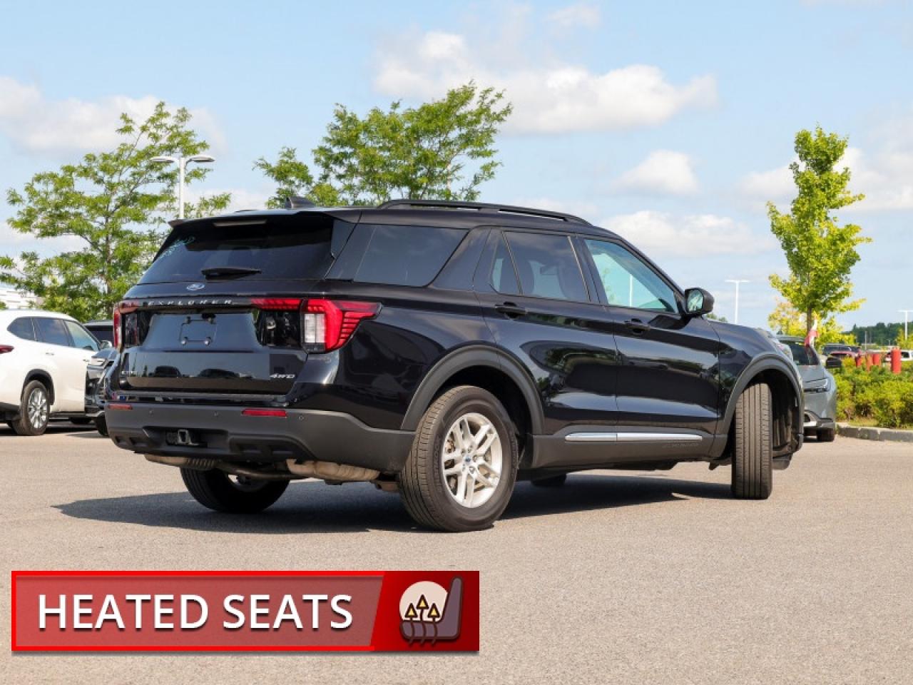 2025 Ford Explorer Active  - Heated Seats - $327 B/W Photo2