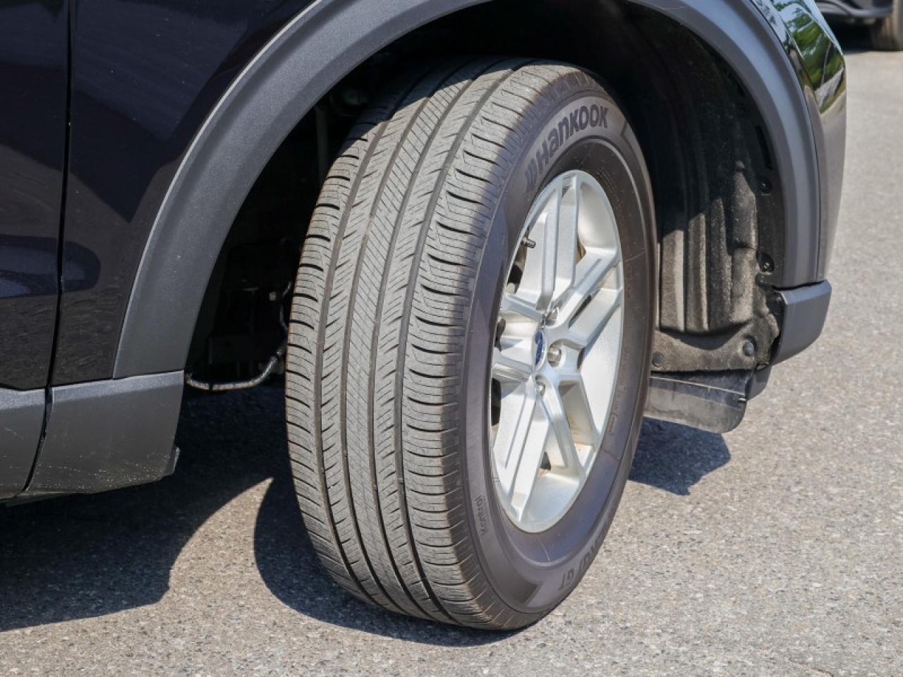 2025 Ford Explorer Active  - Heated Seats - $327 B/W Photo