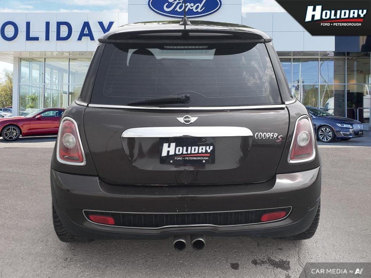 2010 MINI Cooper Hardtop S Mayfair Edition Photo4
