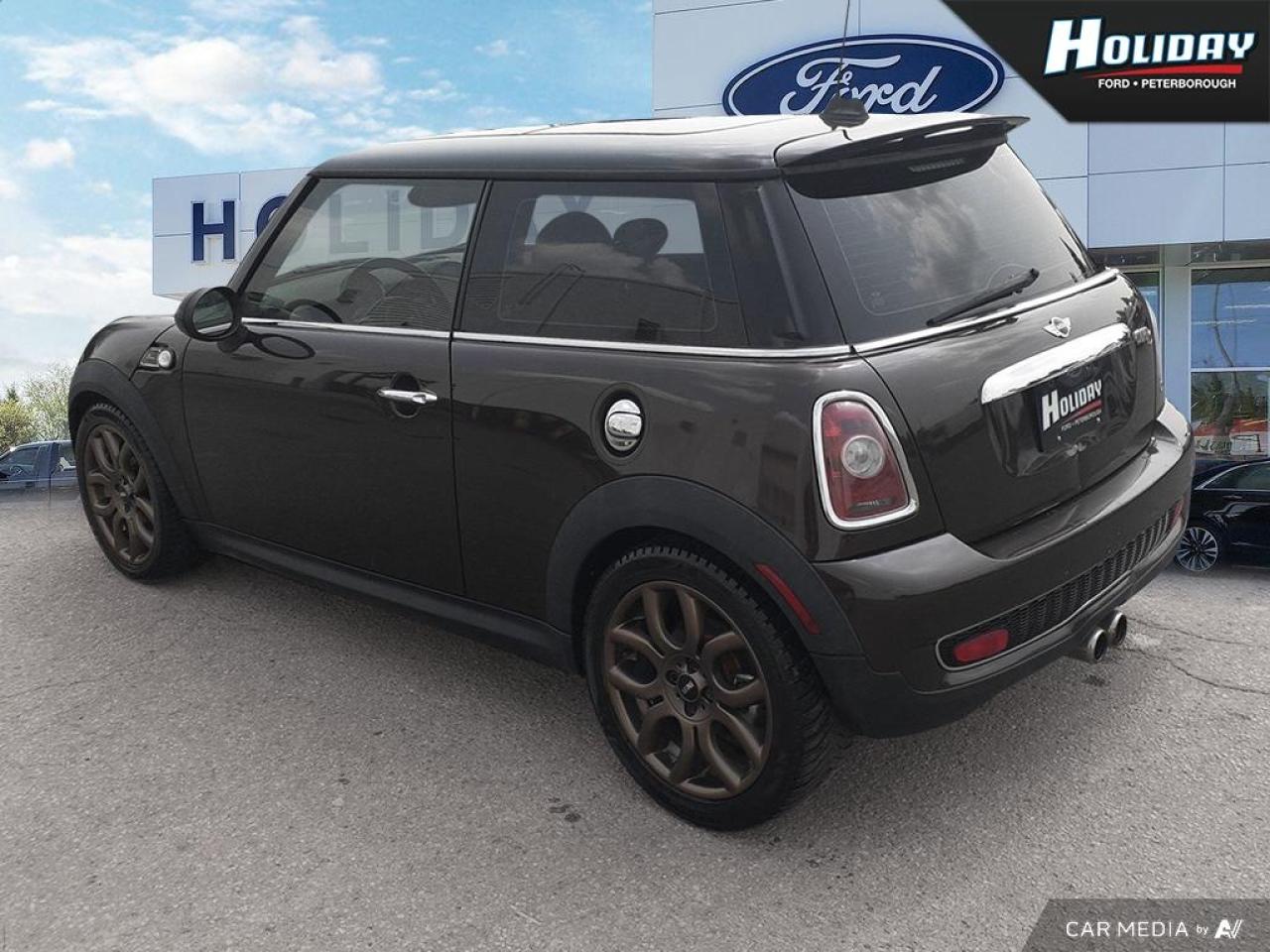 2010 MINI Cooper Hardtop S Mayfair Edition Photo3