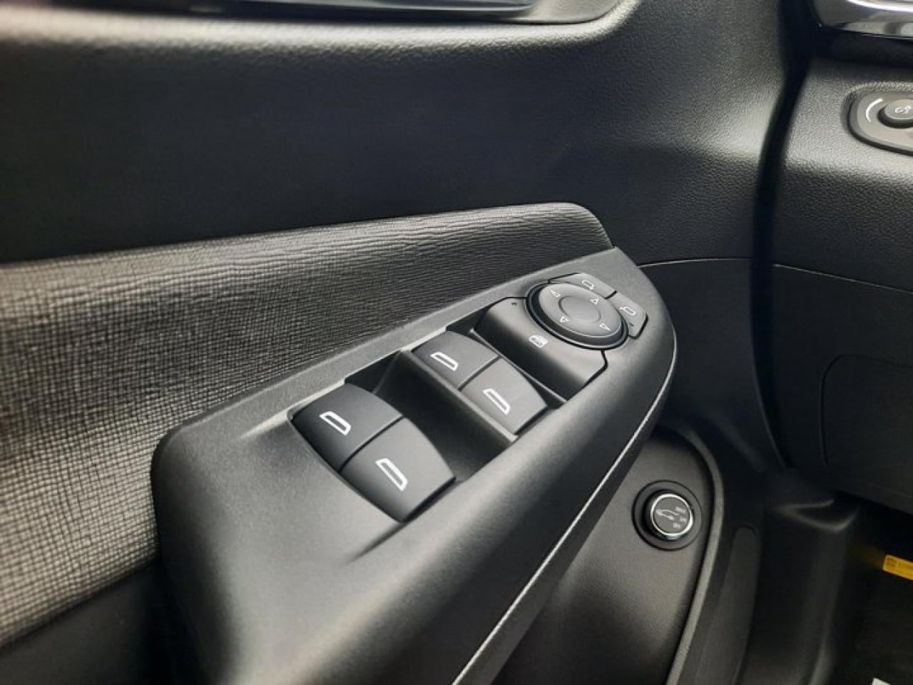 12799522