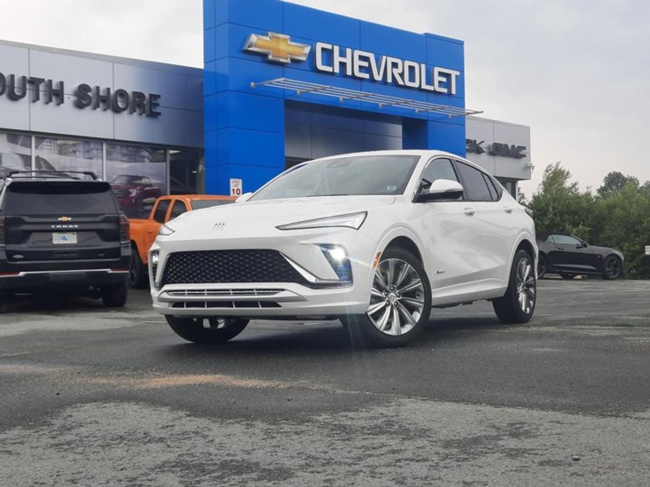 2WD Sport Utility Vehicle, FWD 4dr Avenir, 6-Speed Automatic, Gas 1.2L/73