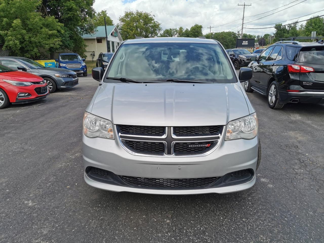 2012 Dodge Grand Caravan SE - Photo #2