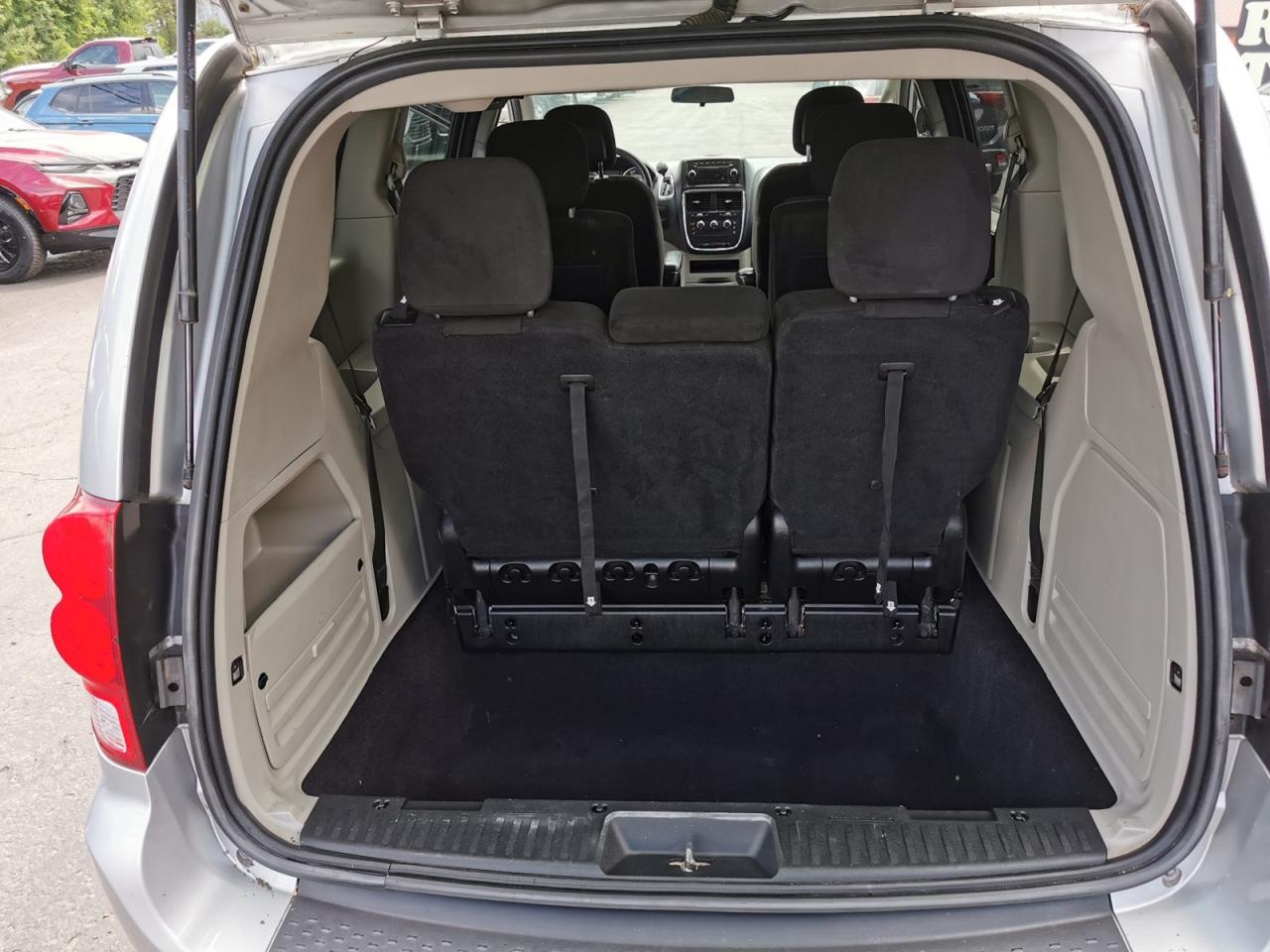 2012 Dodge Grand Caravan SE - Photo #22