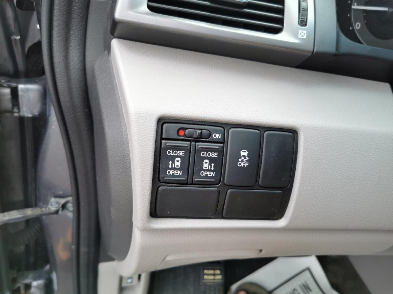 2014 Honda Odyssey EX - Photo #13