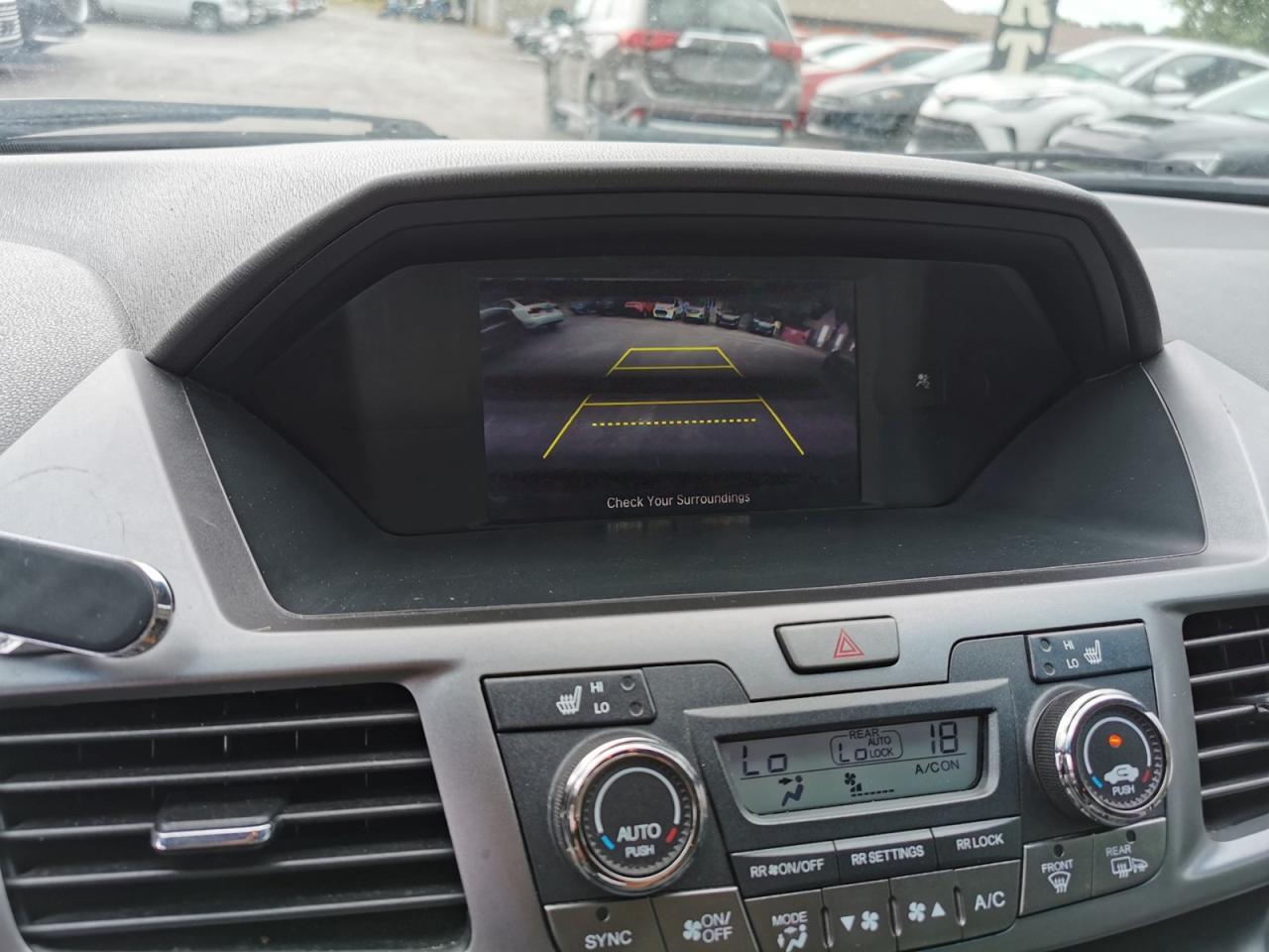 2014 Honda Odyssey EX - Photo #18