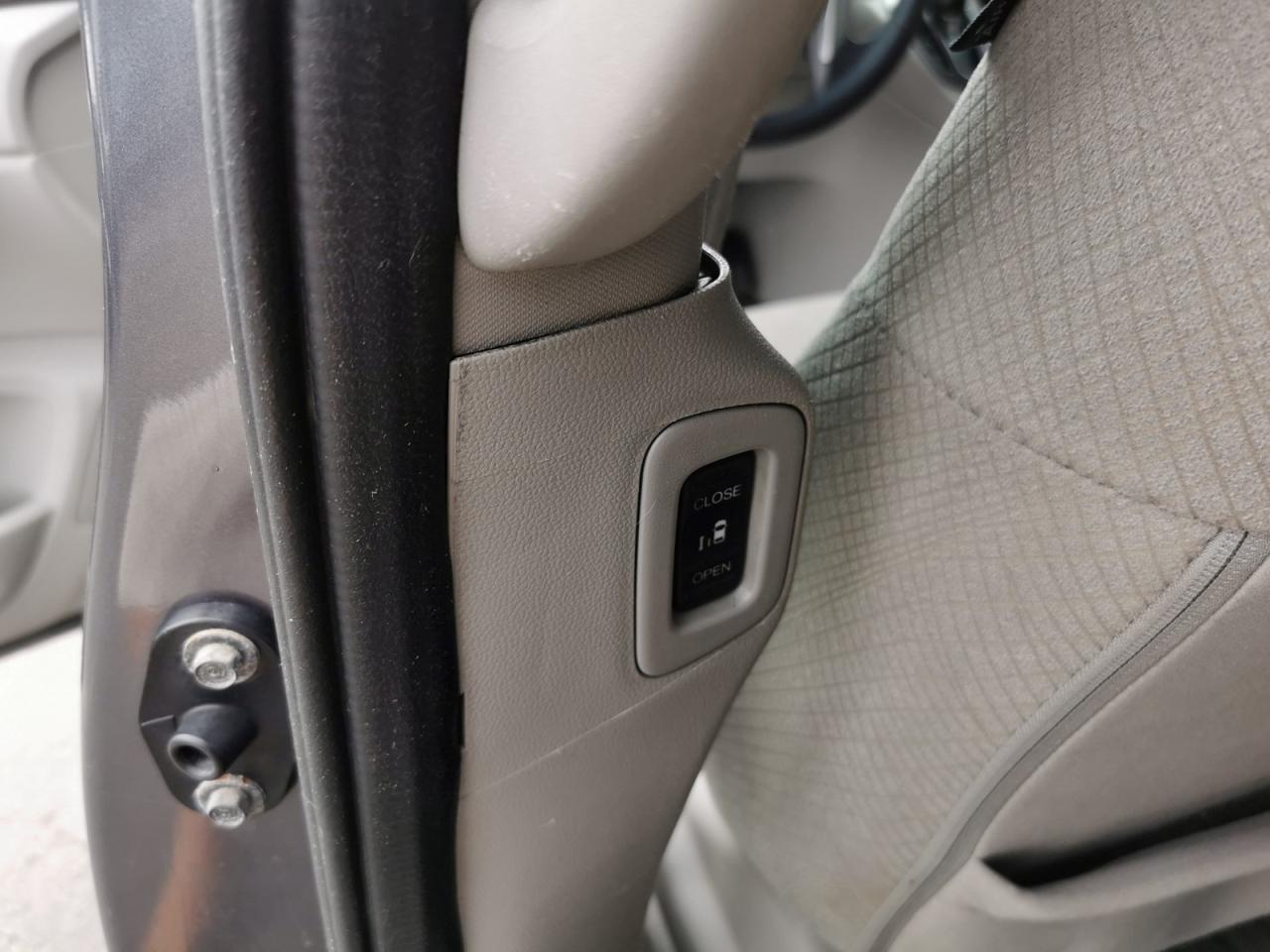2014 Honda Odyssey EX - Photo #26