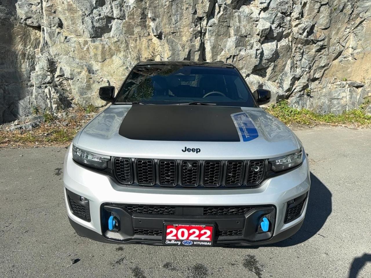 2022 Jeep Grand Cherokee 4xe Trailhawk 4x4 Photo2