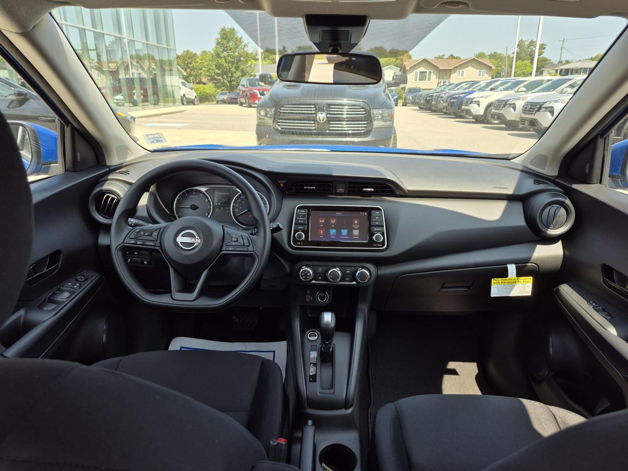 2025 Nissan Kicks Play S FWD Photo12