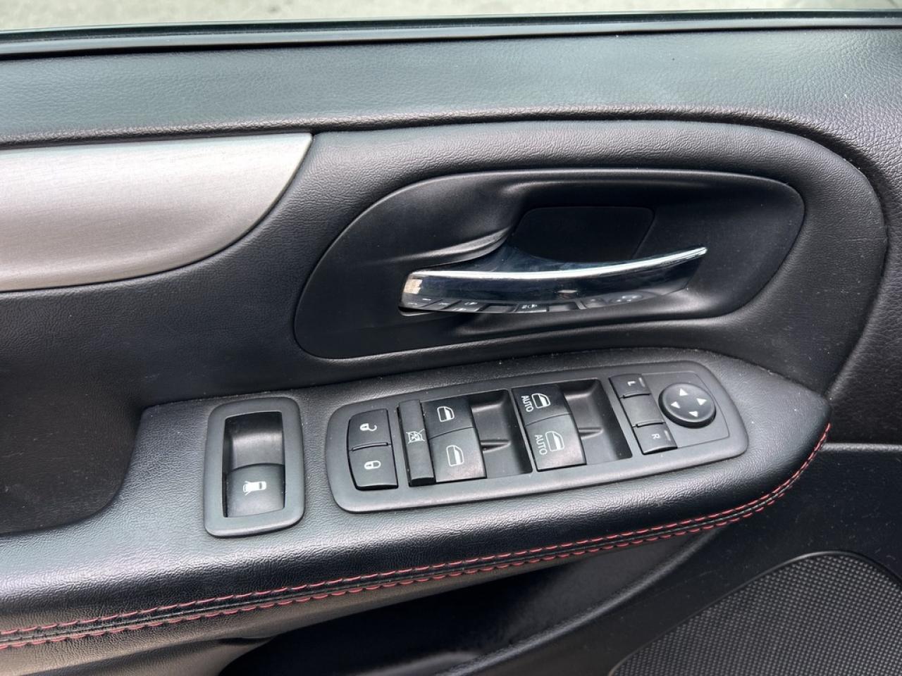 2018 Dodge Grand Caravan GT  ** LEATHER ** Photo