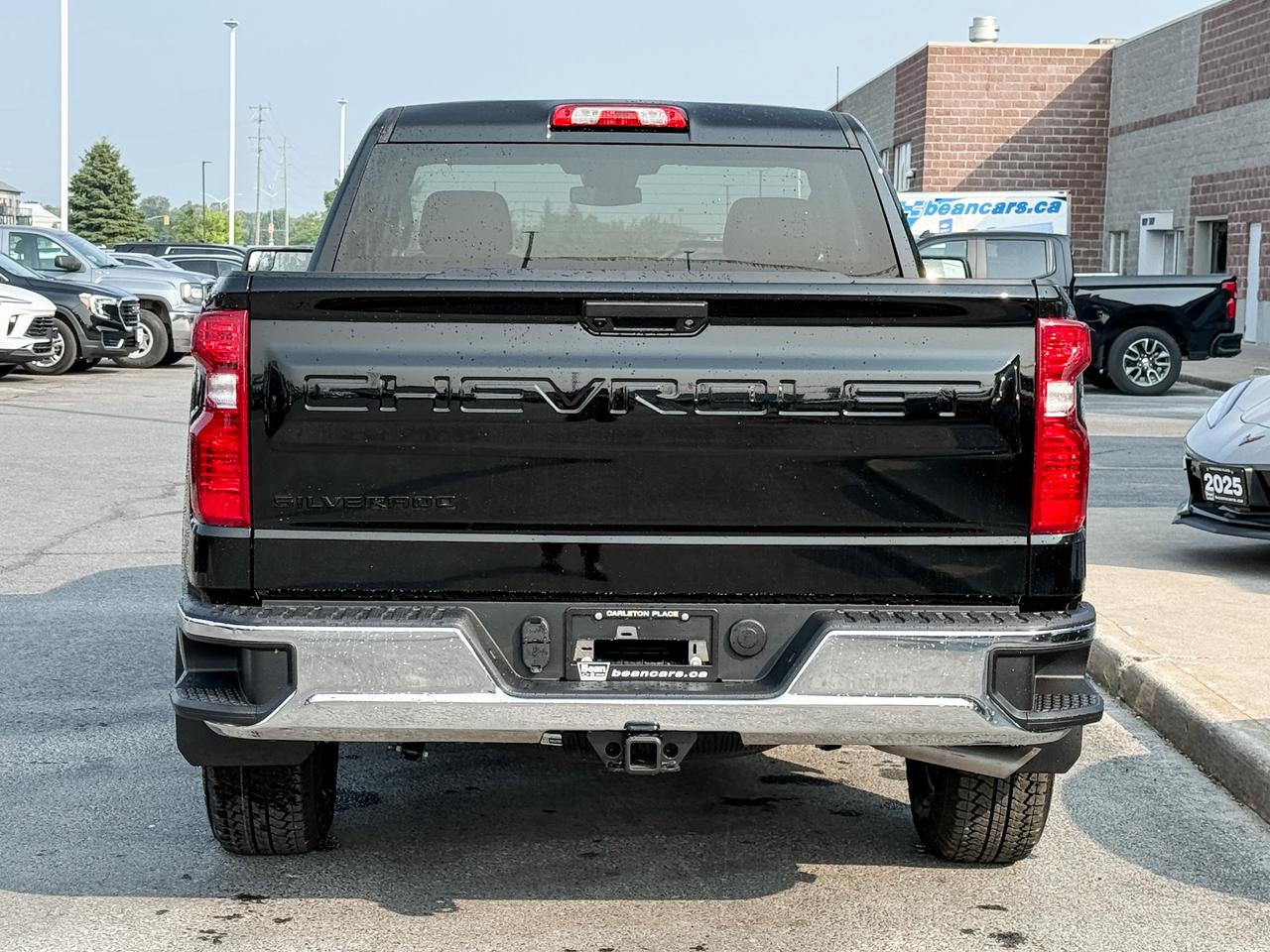 2025 Chevrolet Silverado 1500 Work Truck 2.7L 4 CYL WITH REMOTE ENTRY, HITCH GUIDANCE, TRAILER BRAKE CONTROLLER, HD REAR VISION CAMERA, ANDROID AUTO AND APPLE CARPLAY Photo