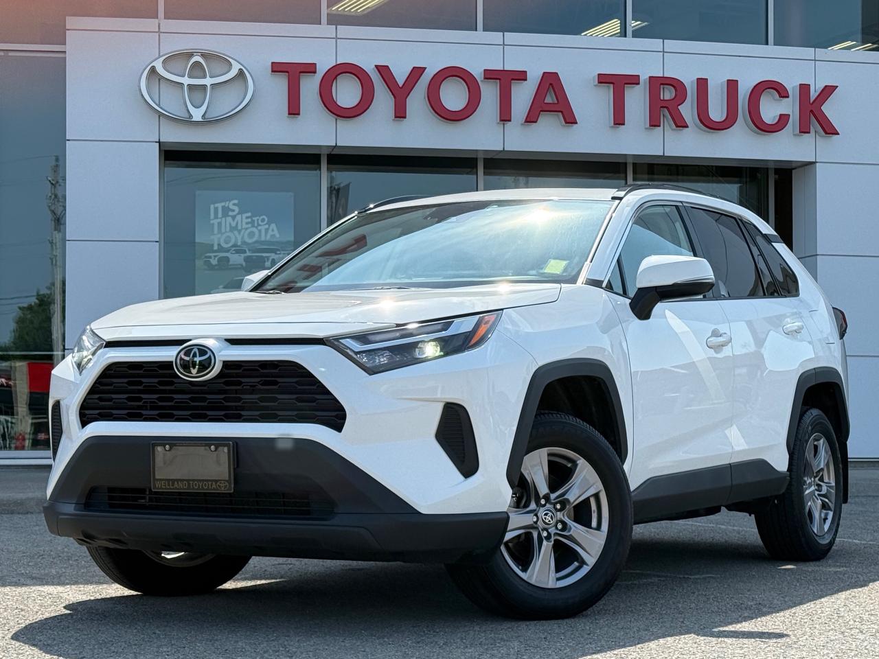 Used 2023 Toyota RAV4 XLE for sale in Welland, ON