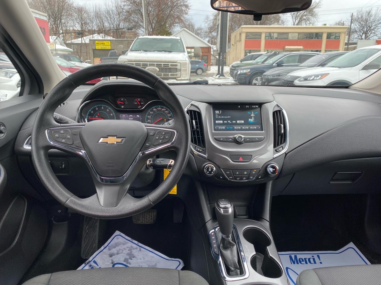 2017 Chevrolet Cruze LT | Auto | Hatchback Photo