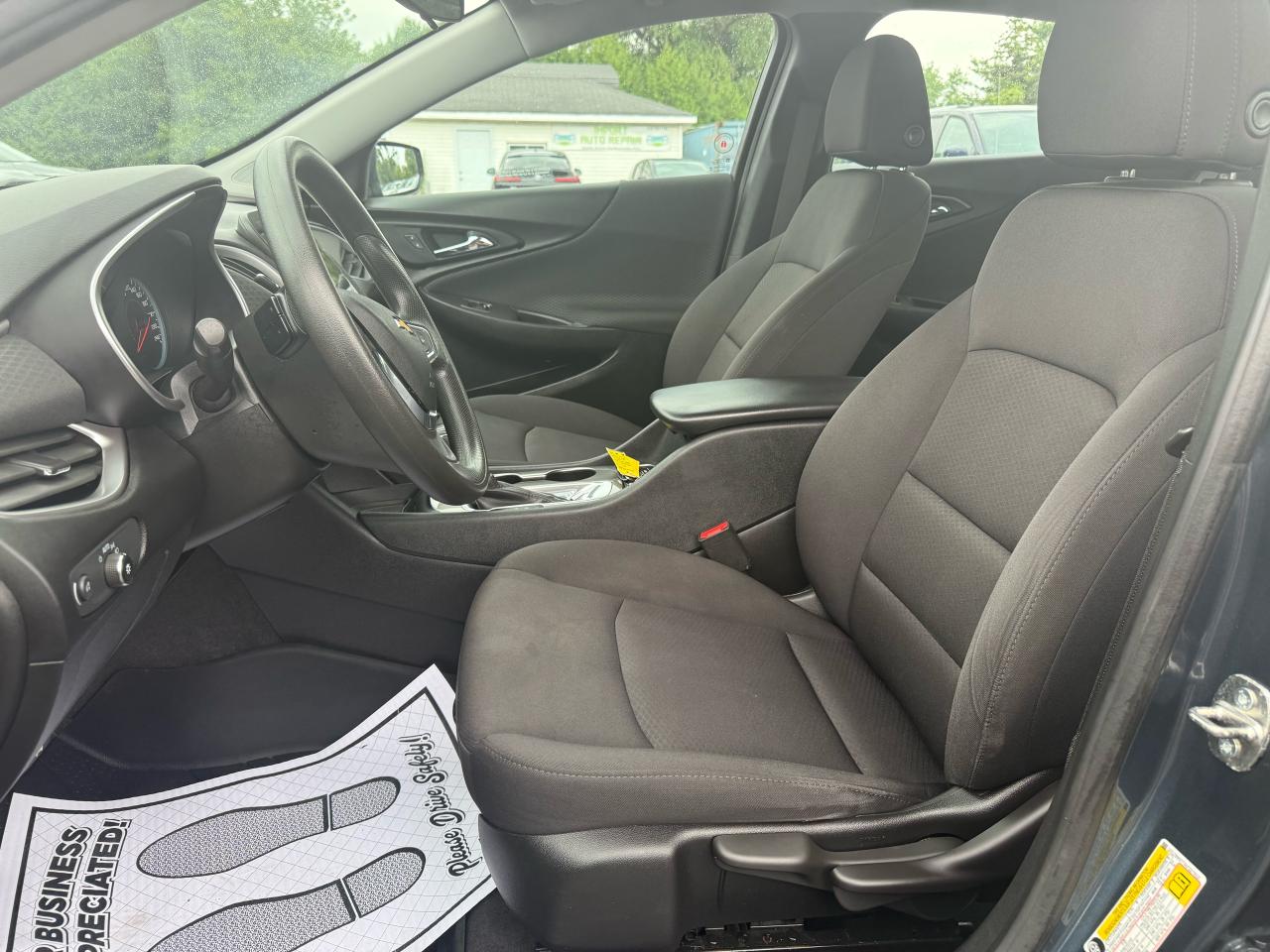 2019 Chevrolet Malibu LS Photo13