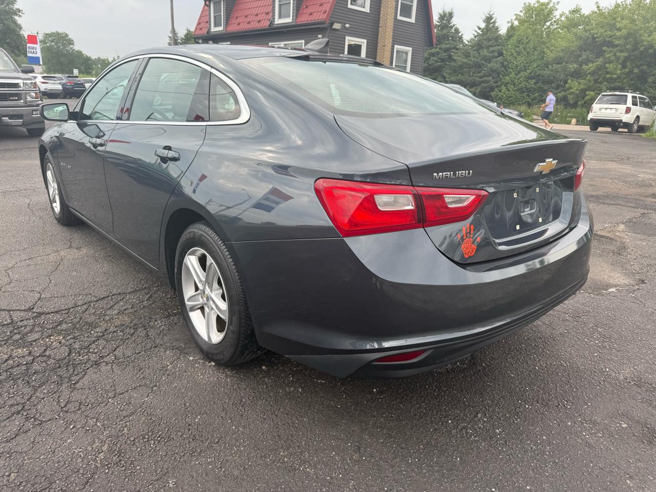 2019 Chevrolet Malibu LS Photo5