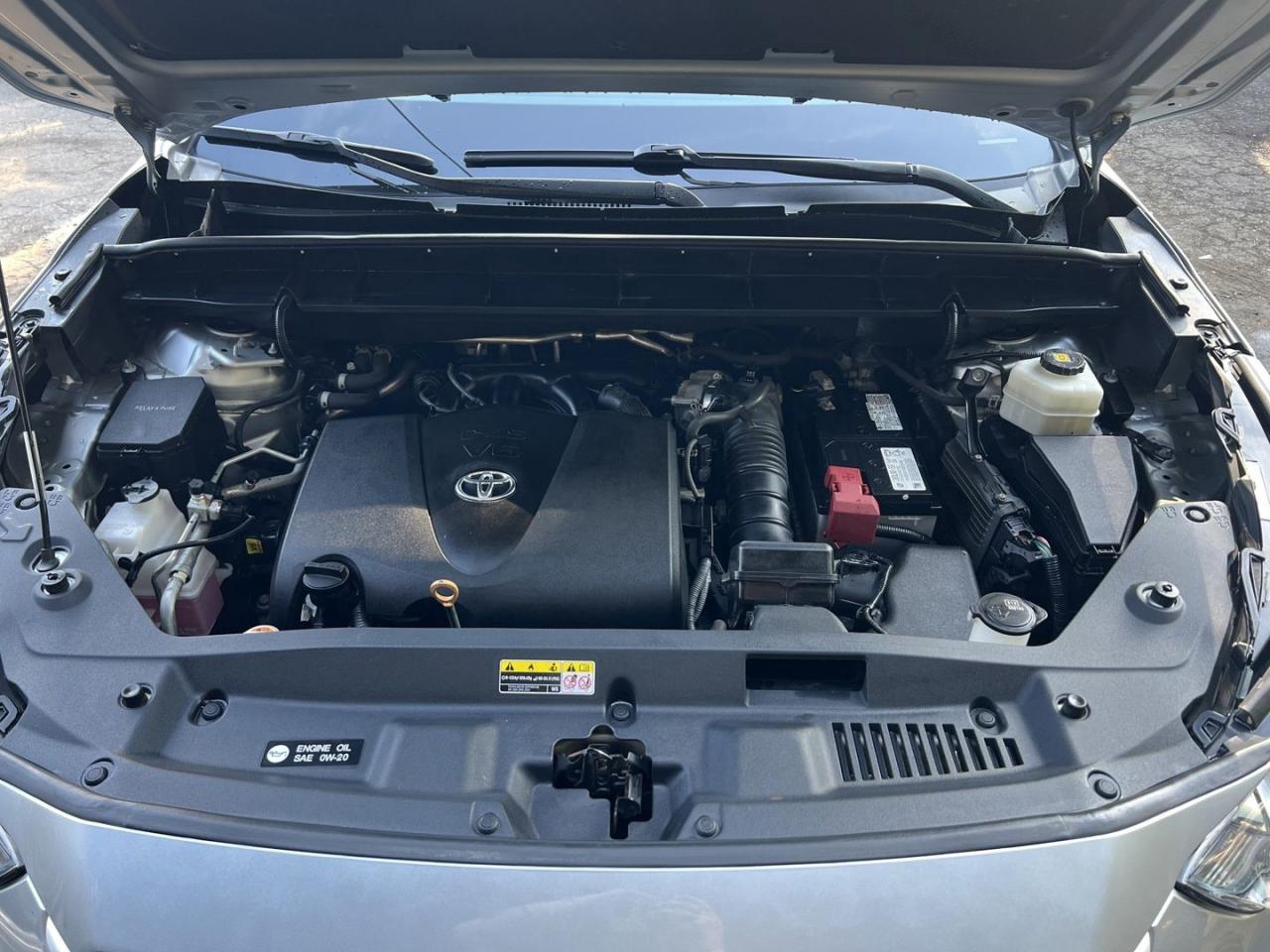 2020 Toyota Highlander LE AWD V6 - Photo #6