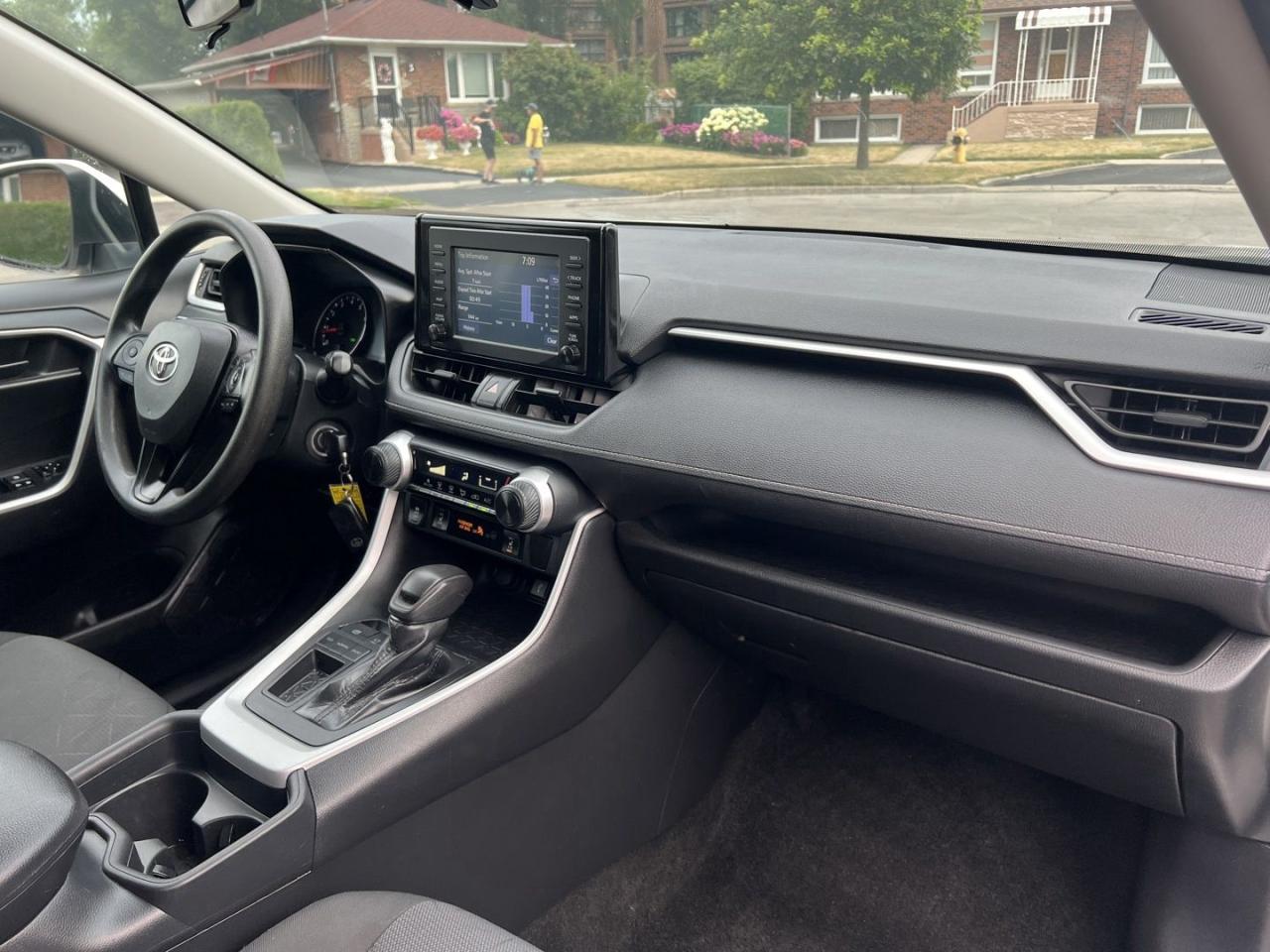 2020 Toyota RAV4 LE - Photo #11