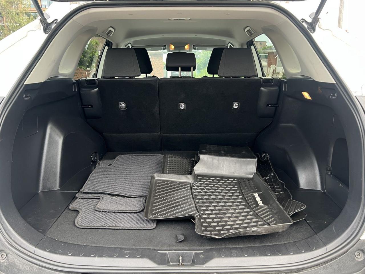 2020 Toyota RAV4 LE - Photo #12