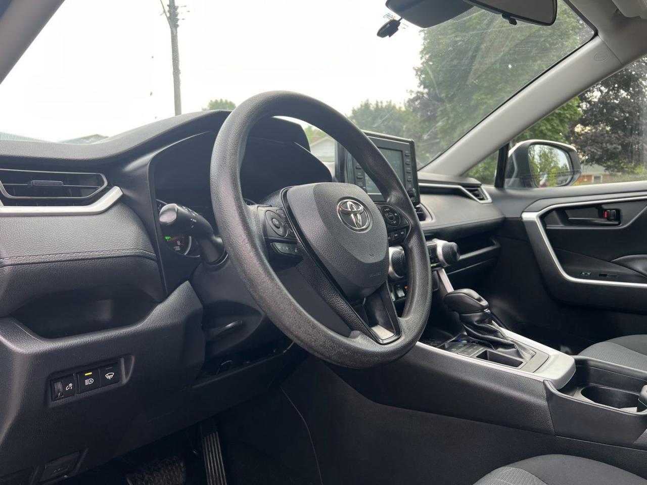 2020 Toyota RAV4 LE - Photo #15