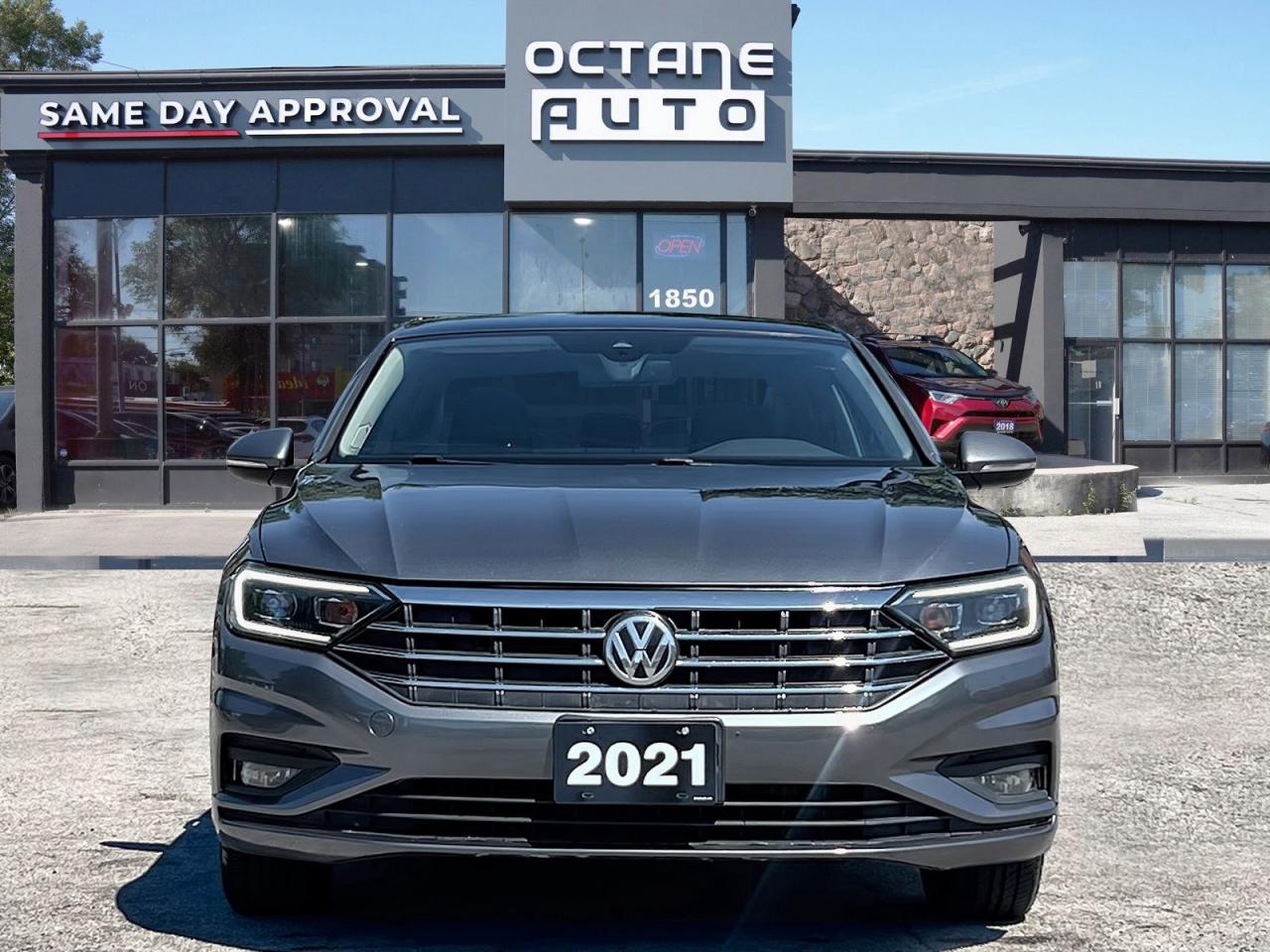 2021 Volkswagen Jetta Execline - Photo #2