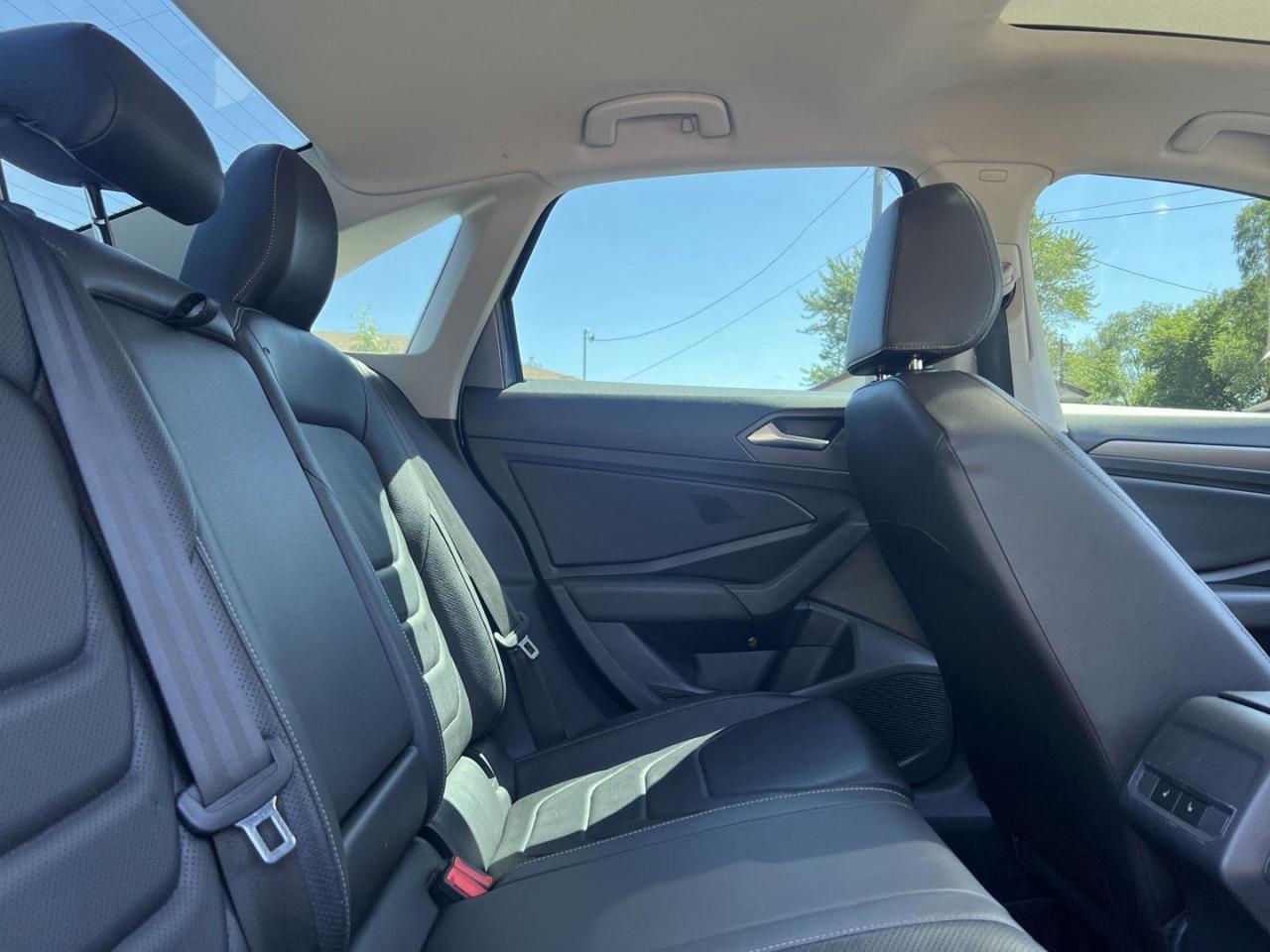 2021 Volkswagen Jetta Execline - Photo #9