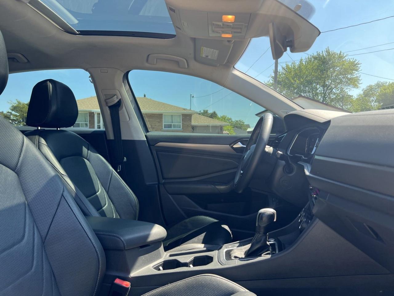 2021 Volkswagen Jetta Execline - Photo #11