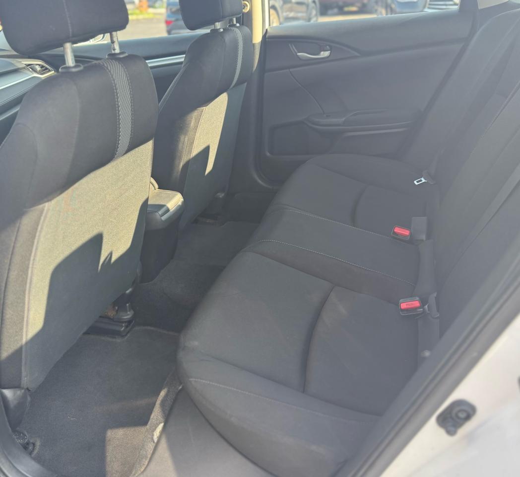 2016 Honda Civic LX Photo9