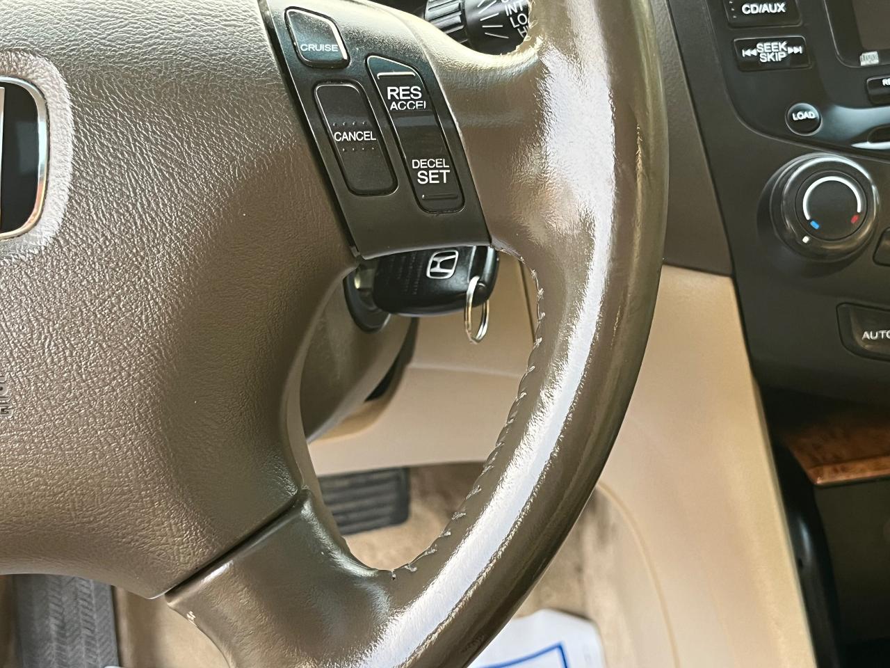 2004 Honda Accord LX-G-SUNROOF-HEATED SEATS-LEATHER-LOW KM! - Photo #20