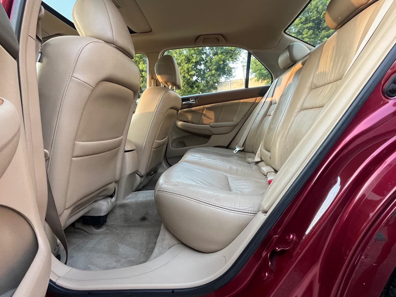 2004 Honda Accord LX-G-SUNROOF-HEATED SEATS-LEATHER-LOW KM! - Photo #8