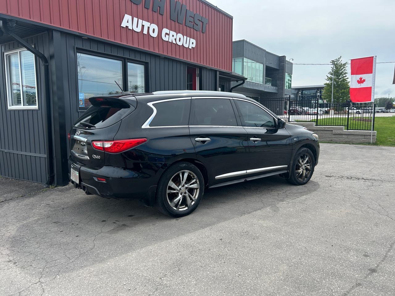 2015 Infiniti QX60  - Photo #5
