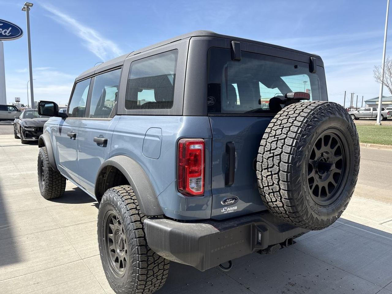 2025 Ford Bronco Base 101A Photo4