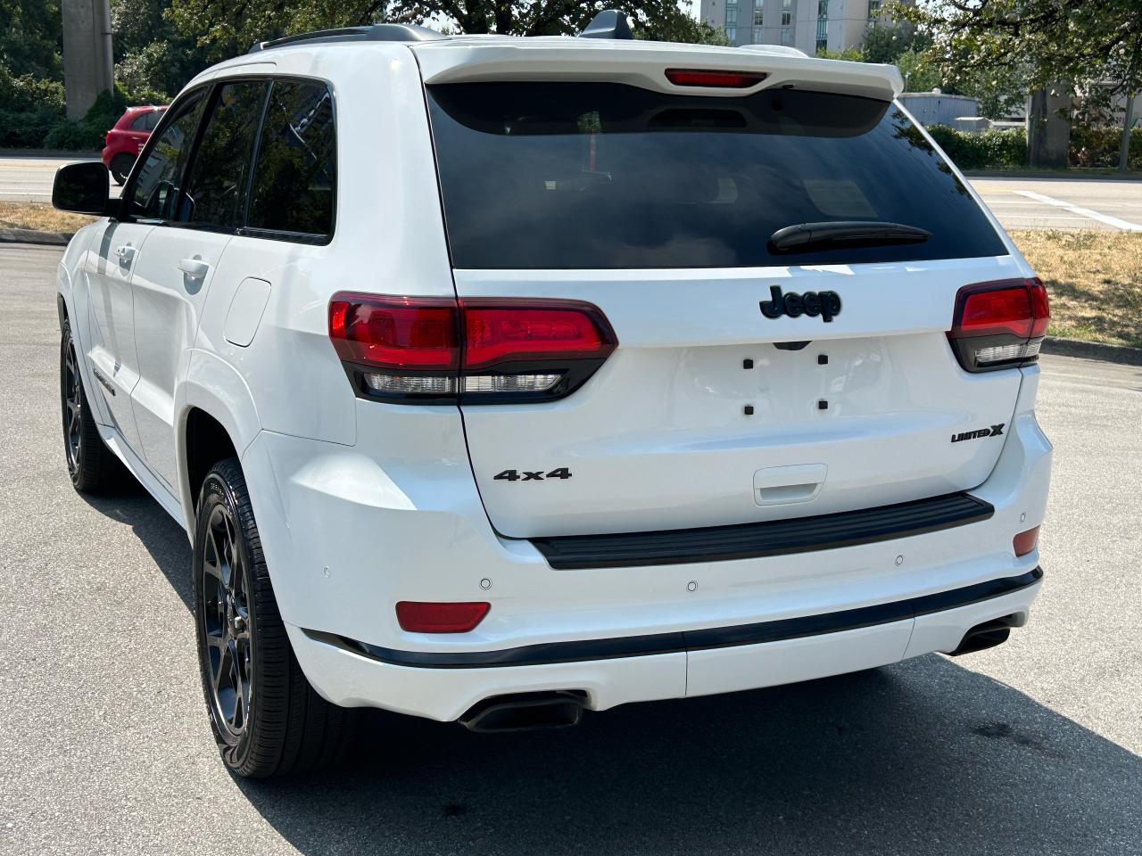 2021 Jeep Grand Cherokee Limited X - Photo #2