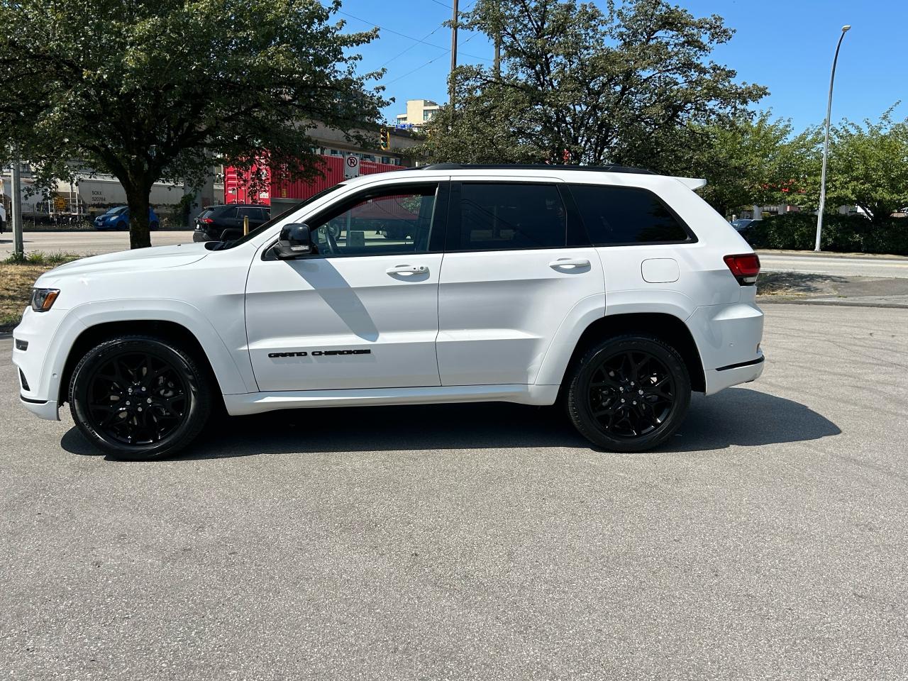 2021 Jeep Grand Cherokee Limited X - Photo #3