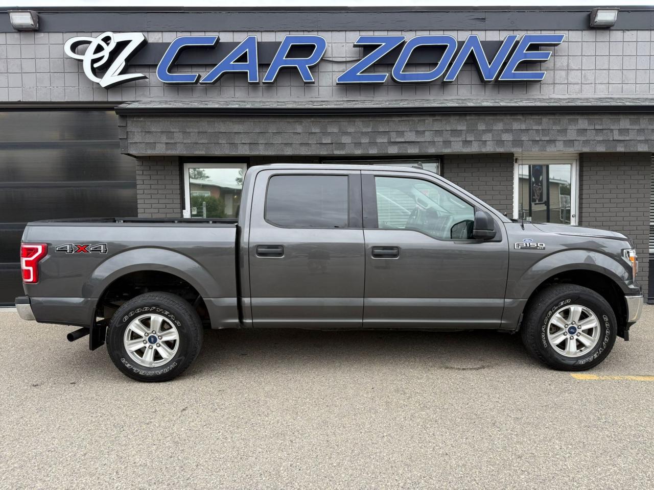 2020 Ford F-150 XLT CREW 4WD - Photo #2