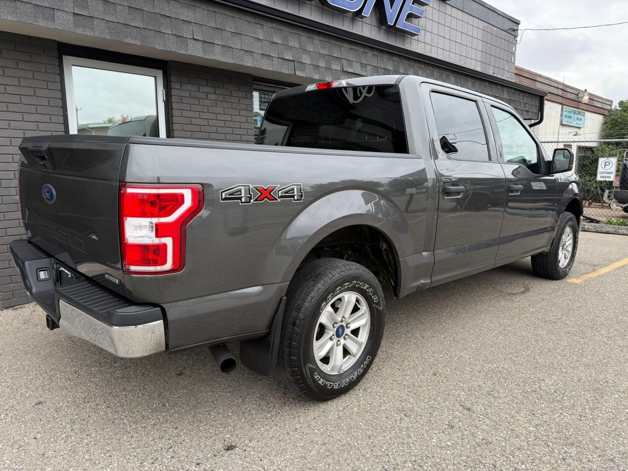 2020 Ford F-150 XLT CREW 4WD - Photo #3