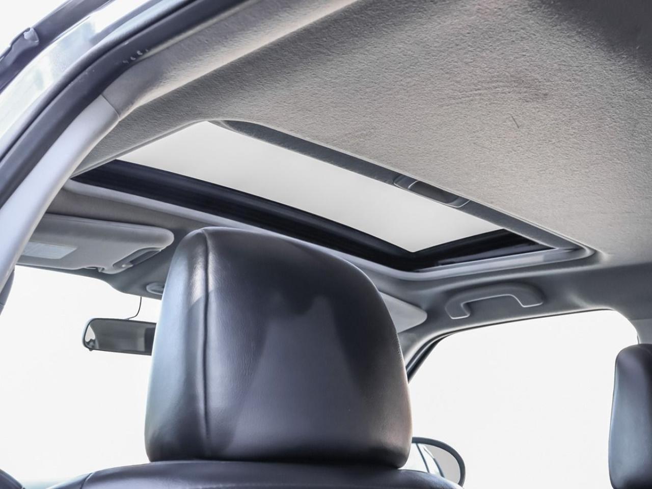 2014 Nissan Juke SL AWD Navigation Leather Rear-Camera Photo