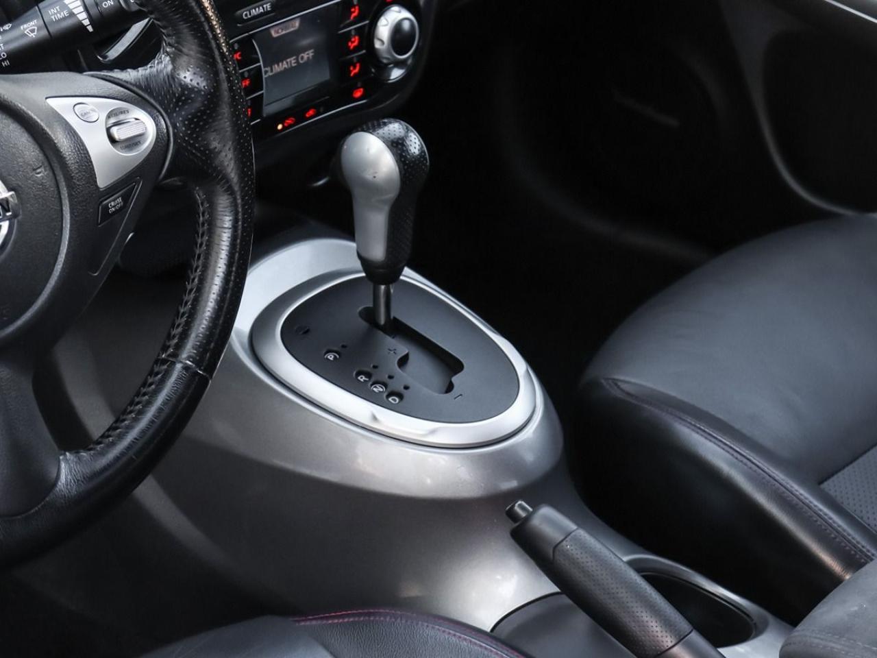 2014 Nissan Juke SL AWD Navigation Leather Rear-Camera Photo