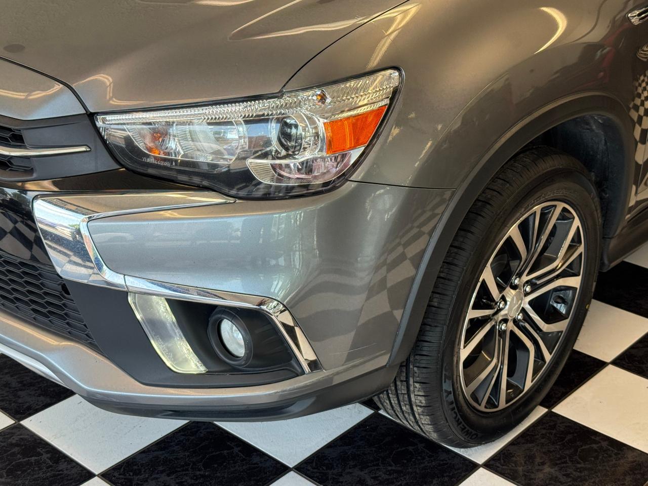 2019 Mitsubishi RVR SE AWD+New Tires+Brakes+BSM+ROOF+CLEAN CARFAX Photo41