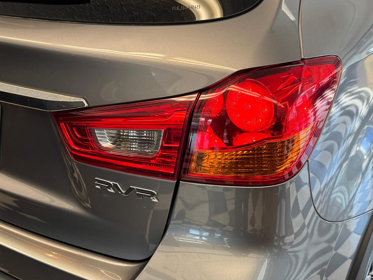 2019 Mitsubishi RVR SE AWD+New Tires+Brakes+BSM+ROOF+CLEAN CARFAX - Photo #68