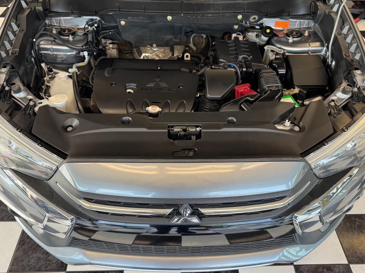 2019 Mitsubishi RVR SE AWD+New Tires+Brakes+BSM+ROOF+CLEAN CARFAX Photo83